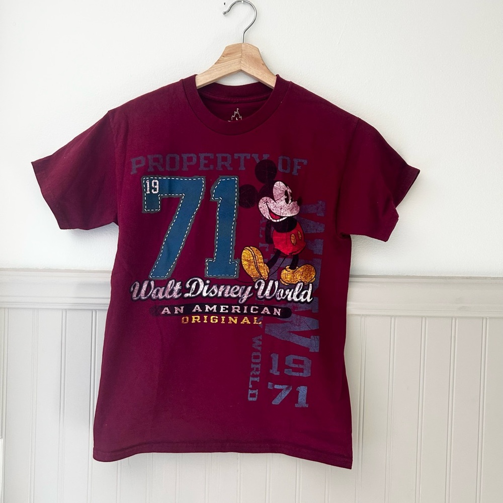 Vintage Disney Boys Large Kids Maroon Mickey Mouse Graphic Tee Disneyland